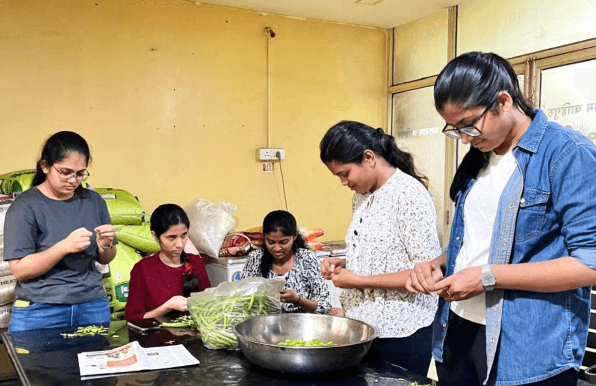 We got to know about how the people who are in this old age home miss their family sons and daughters very much. When we started our activity, they treated us like their grandchildren. It was heartwarming, and we felt relieved from stress just by helping and being with them.